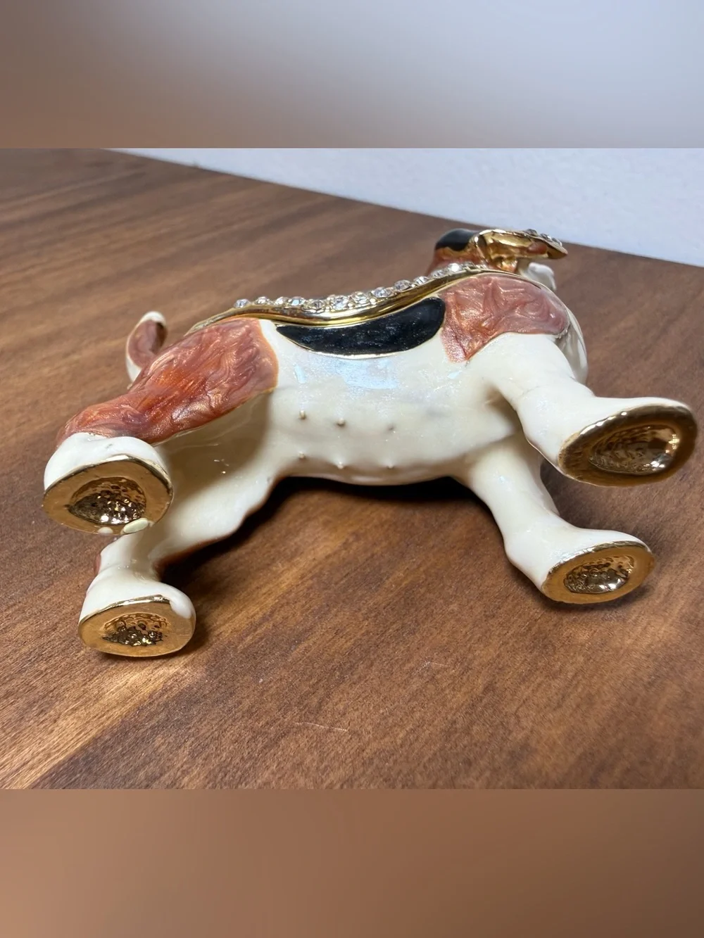 Hound dog Beagle Jewelry Trinket Box in Brown, Black & Cream